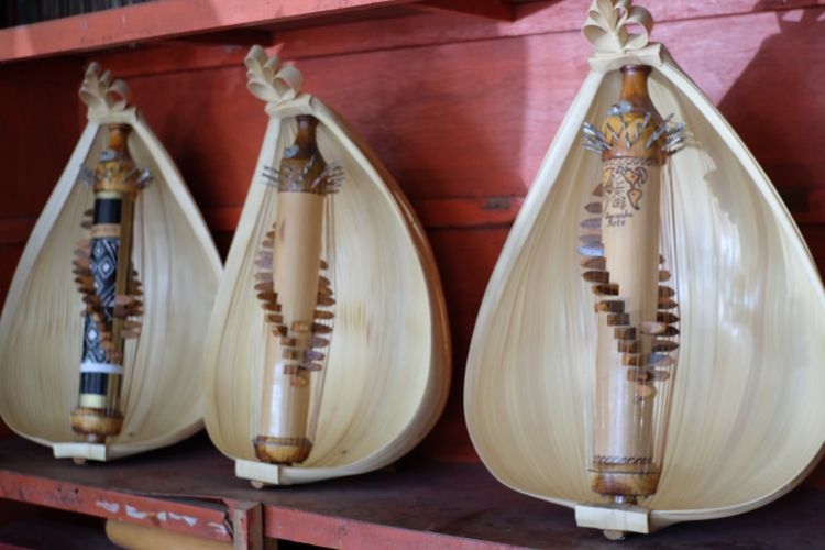 SEMAKIN PUNAH NYA ALAT MUSIK TRADISIONAL DI ERA MILENIAL