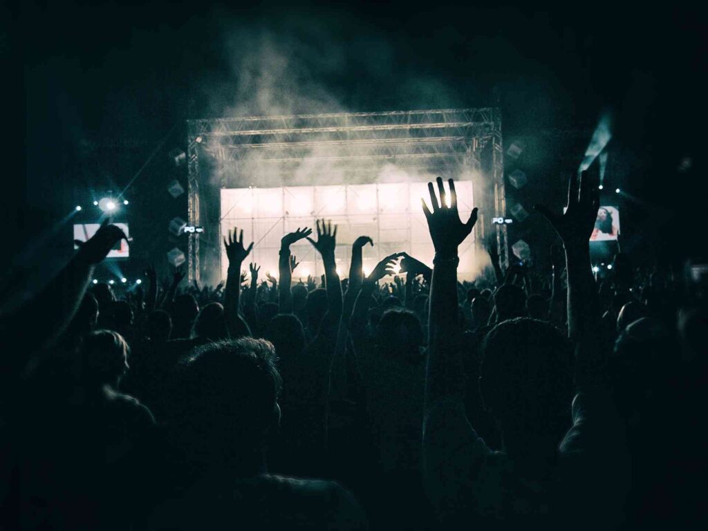 MUSIK INDONESIA DI TENGAH GEMPURAN MUSIK DUNIA