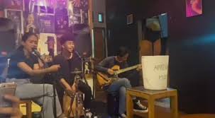 LEBIH BANYAK PEMINAT MUSIK TRADISIONAL DI INDONESIA